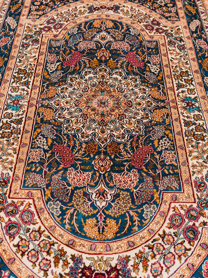 Royal Antique